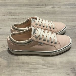 Keds Womens Jump Kick pink Fashion Sneaker Size 8 medium